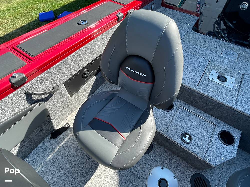 Slide: The Image of Tracker Targa V-18 WT 2021 - 15822337