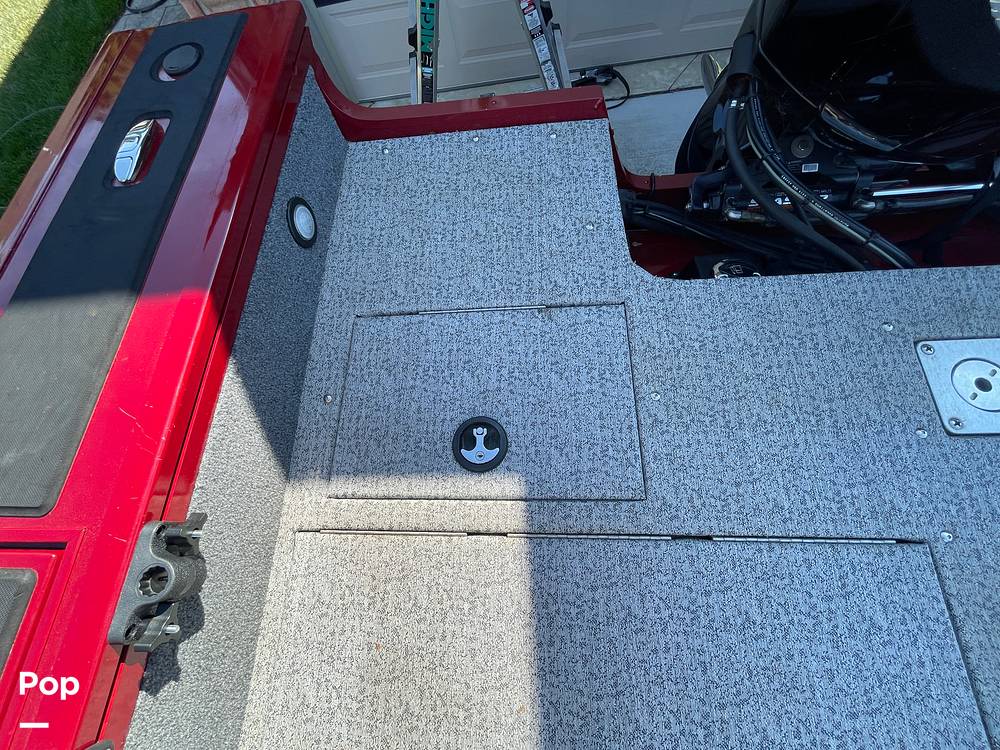 Slide: The Image of Tracker Targa V-18 WT 2021 - 15822357