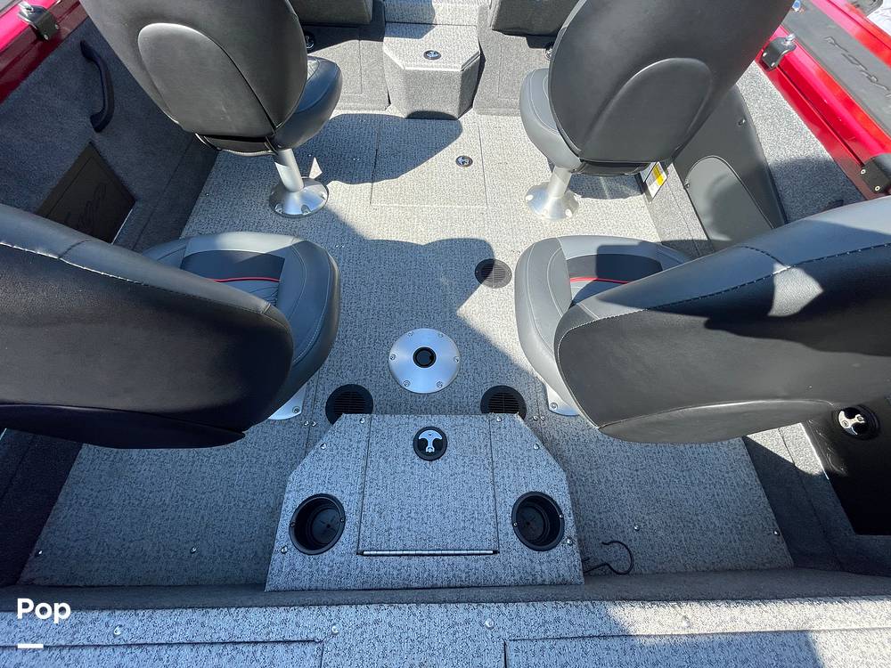 Slide: The Image of Tracker Targa V-18 WT 2021 - 15822370