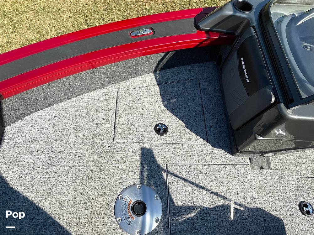 Slide: The Image of Tracker Targa V-18 WT 2021 - 15822378