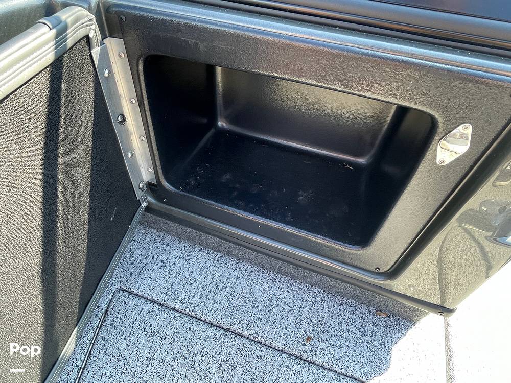 Slide: The Image of Tracker Targa V-18 WT 2021 - 15822387