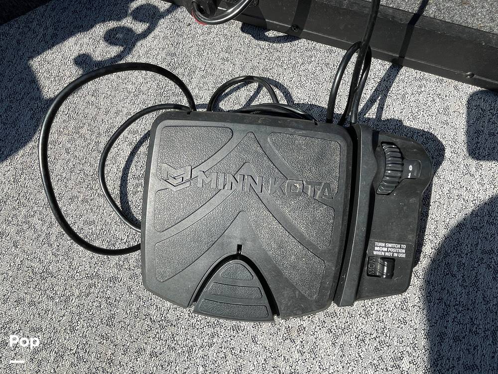 Slide: The Image of Tracker Targa V-18 WT 2021 - 15822394