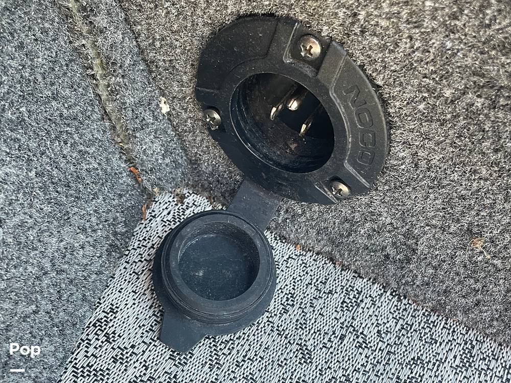 Slide: The Image of Tracker Targa V-18 WT 2021 - 15822402