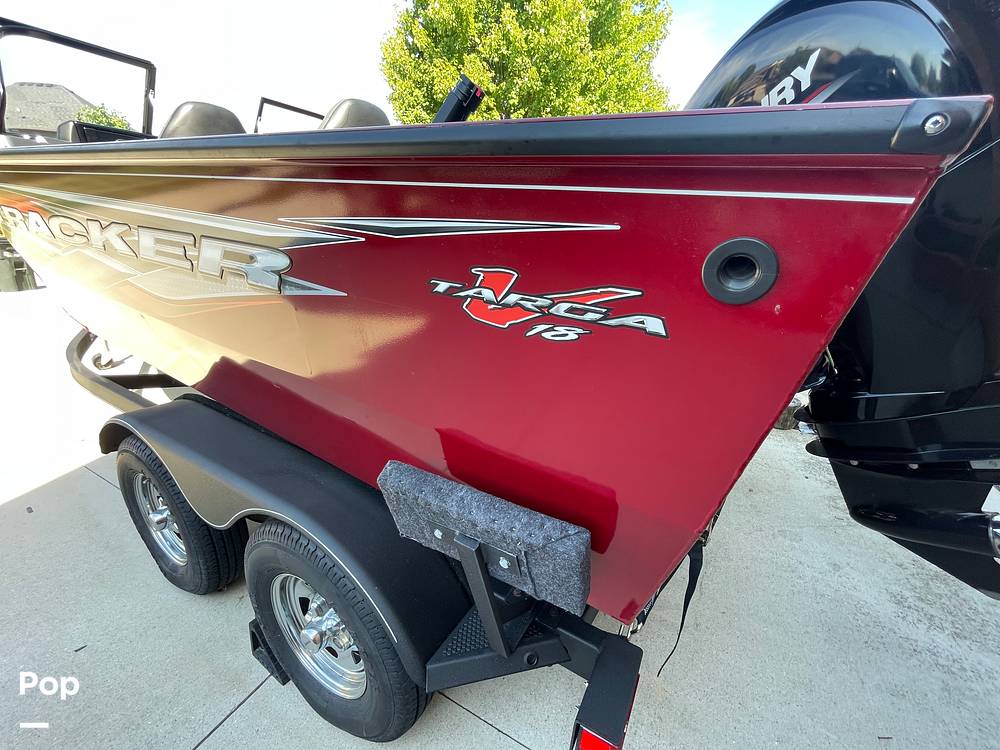 Slide: The Image of Tracker Targa V-18 WT 2021 - 15822429