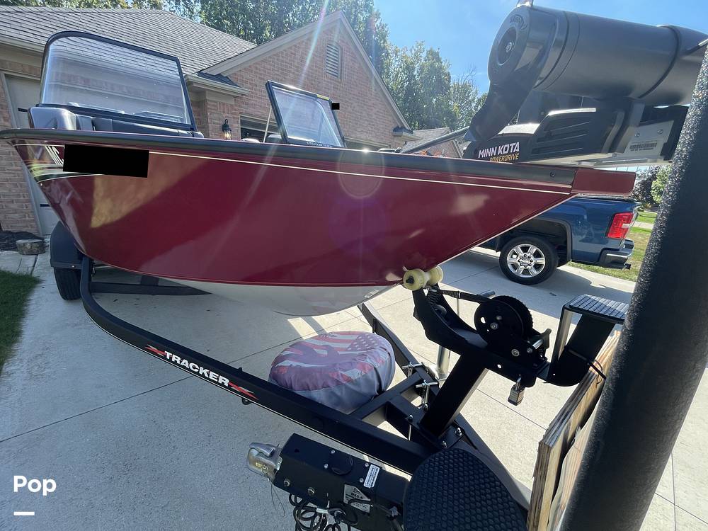 Slide: The Image of Tracker Targa V-18 WT 2021 - 15822431