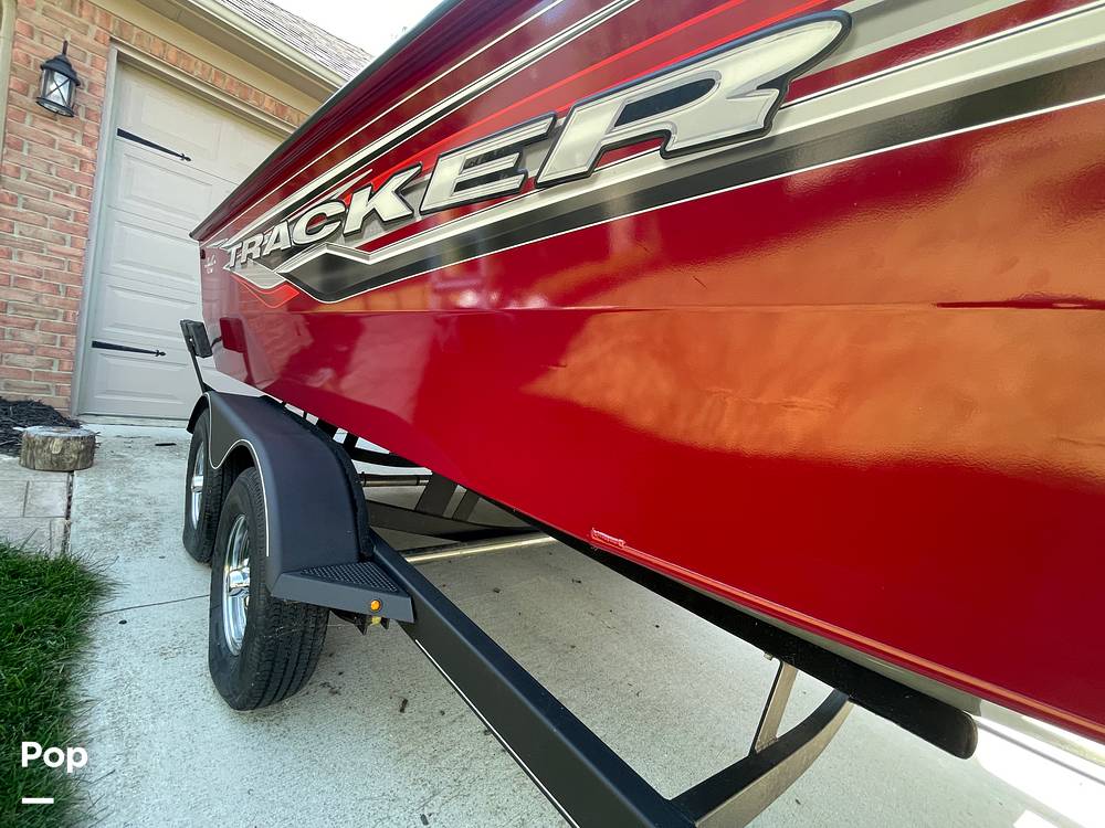 Slide: The Image of Tracker Targa V-18 WT 2021 - 15822433