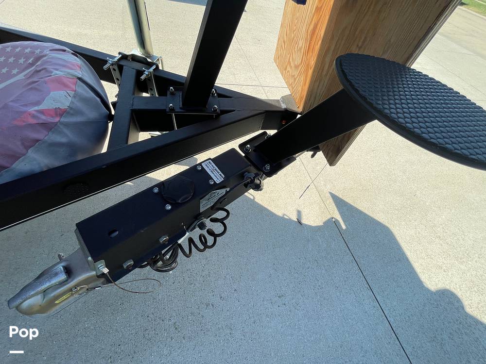 Slide: The Image of Tracker Targa V-18 WT 2021 - 15822436