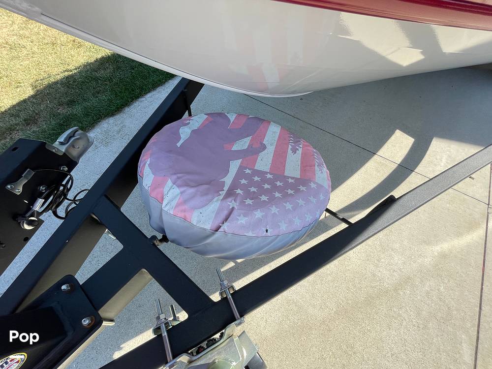 Slide: The Image of Tracker Targa V-18 WT 2021 - 15822440