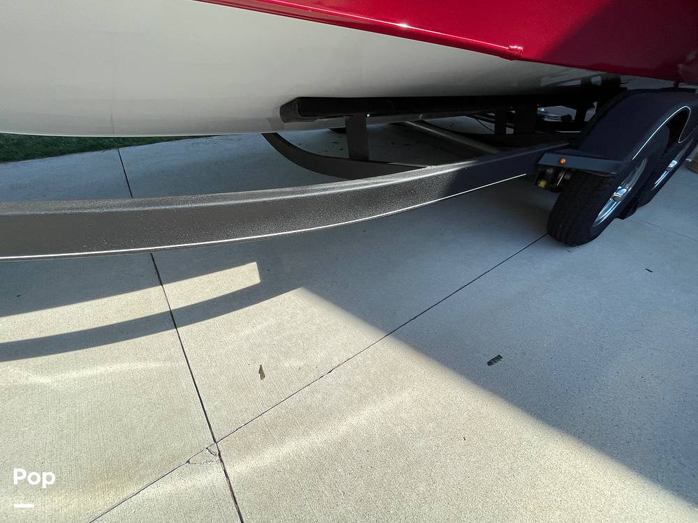 Slide: The Image of Tracker Targa V-18 WT 2021 - 15822442