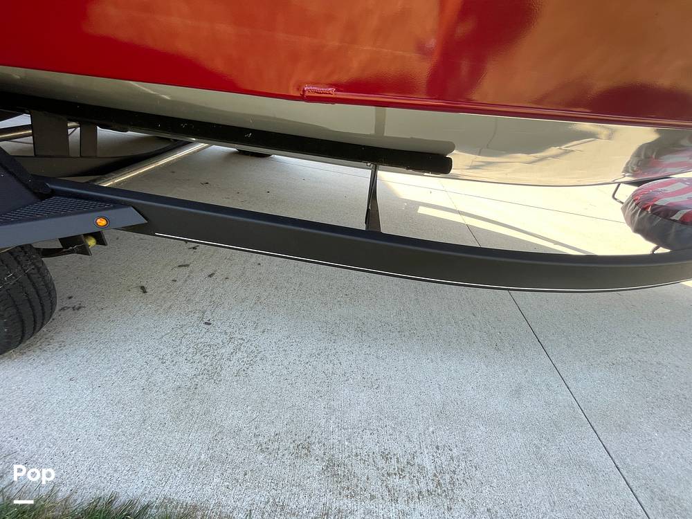 Slide: The Image of Tracker Targa V-18 WT 2021 - 15822505