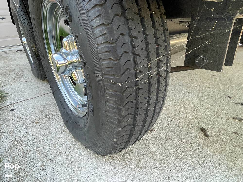 Slide: The Image of Tracker Targa V-18 WT 2021 - 15822508