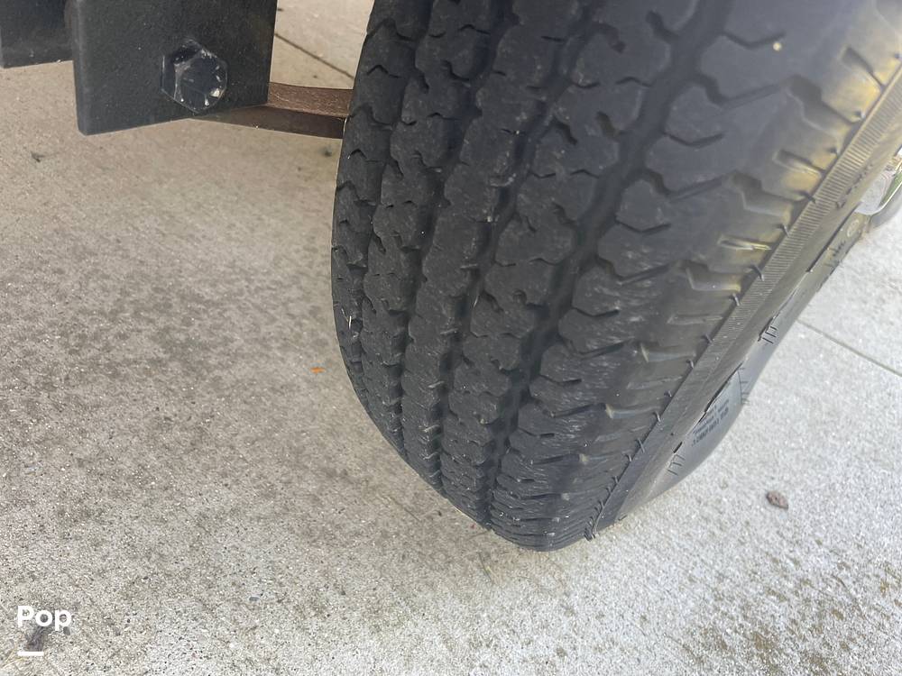 Slide: The Image of Tracker Targa V-18 WT 2021 - 15822511