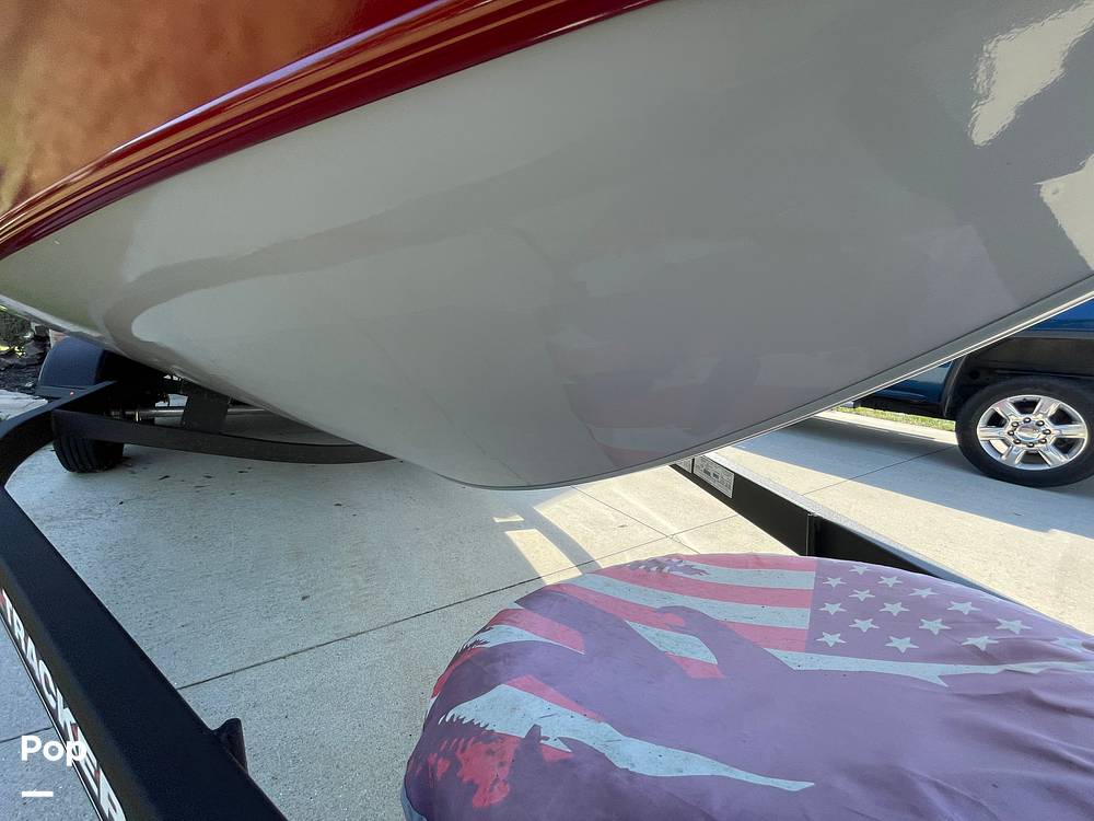 Slide: The Image of Tracker Targa V-18 WT 2021 - 15822517