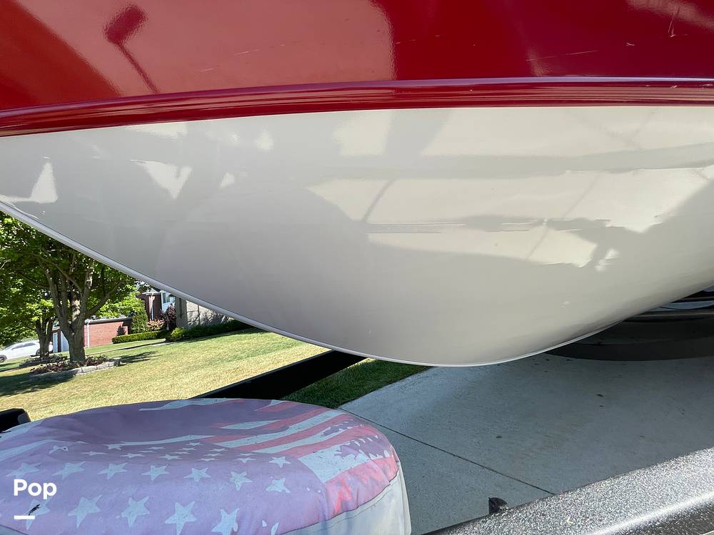 Slide: The Image of Tracker Targa V-18 WT 2021 - 15822523