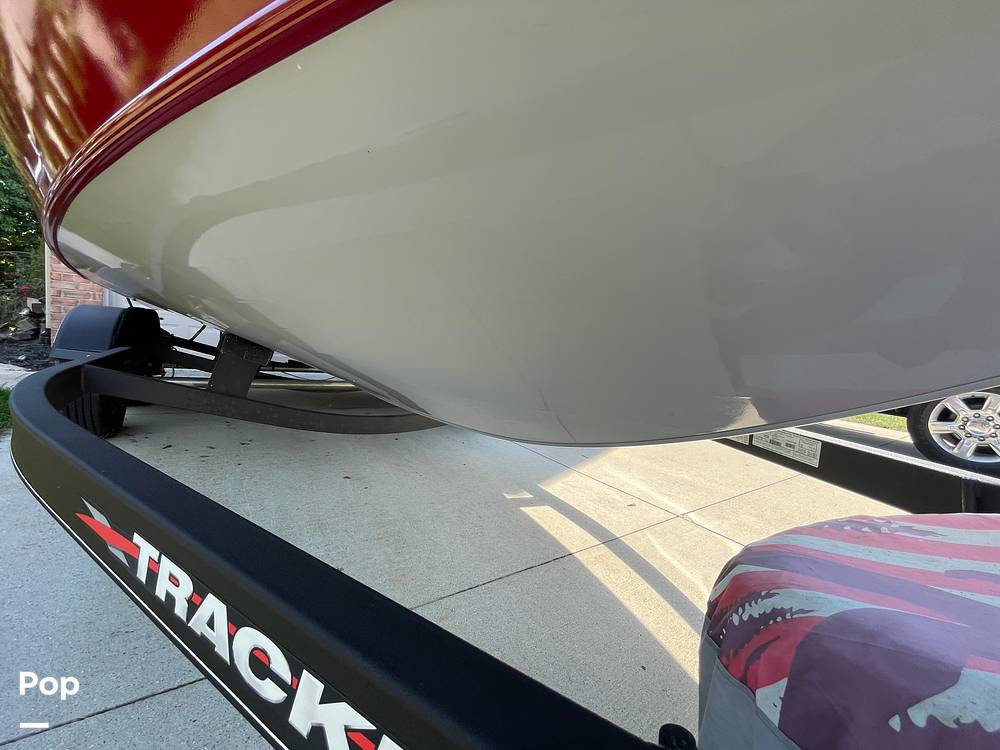 Slide: The Image of Tracker Targa V-18 WT 2021 - 15822518