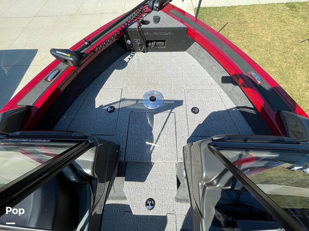 Slide: The Image of Tracker Targa V-18 WT 2021 - 15822377