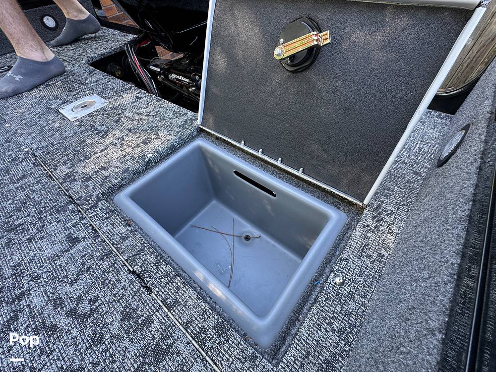 Slide: The Image of Tracker TARGA V-18 WT 2024 - 15330206