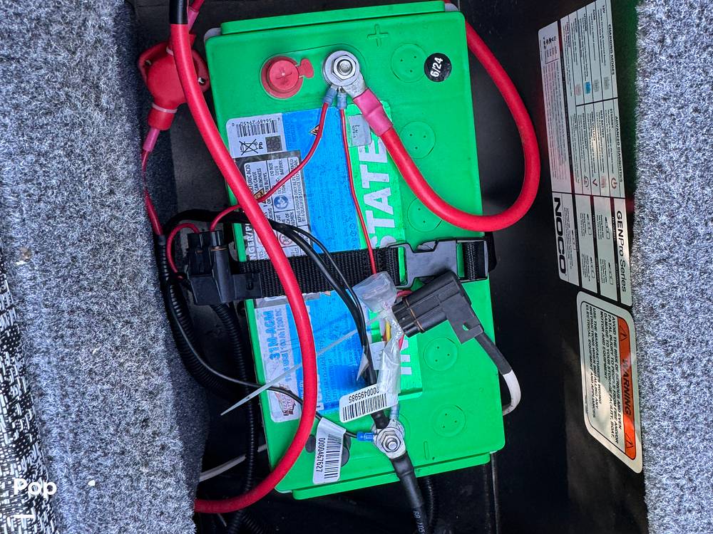 Slide: The Image of Tracker TARGA V-18 WT 2024 - 15330212