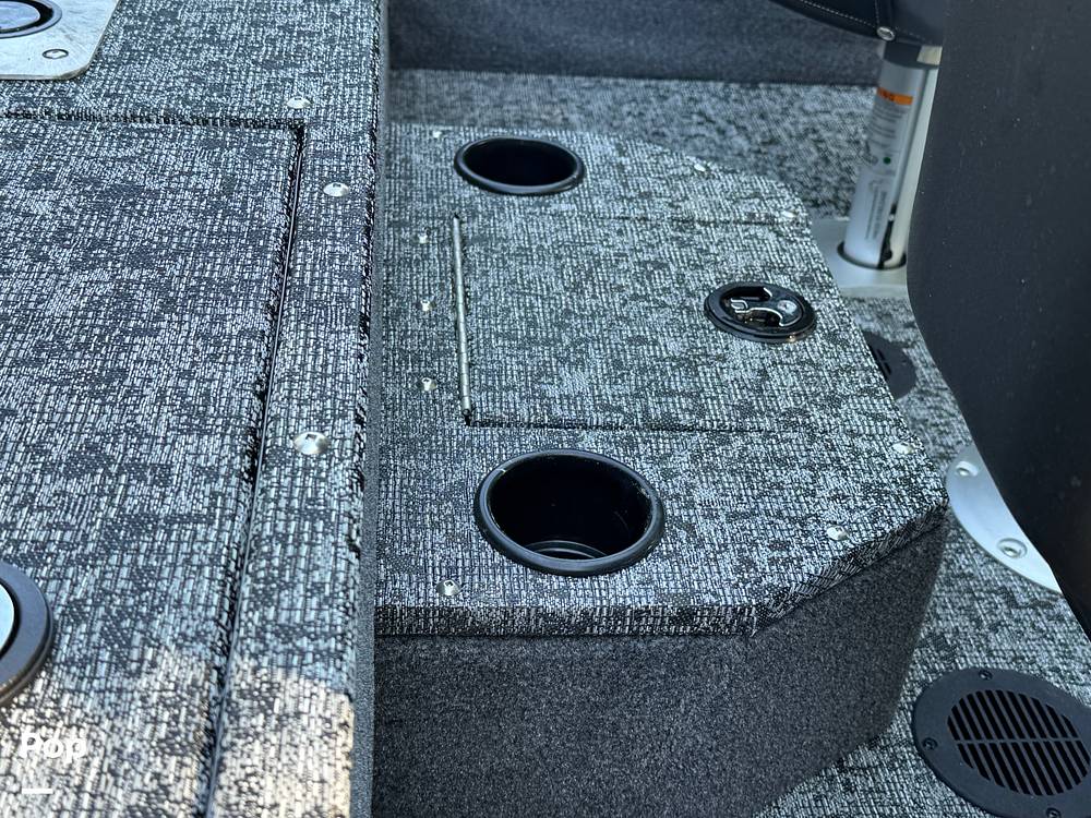 Slide: The Image of Tracker TARGA V-18 WT 2024 - 15330214