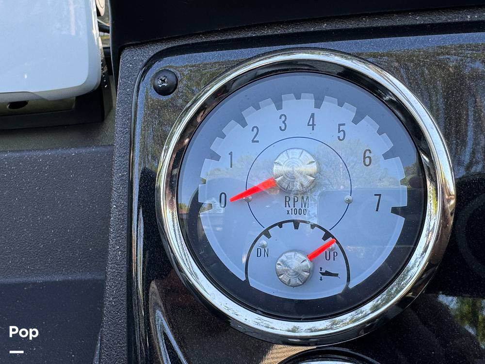 Slide: The Image of Tracker TARGA V-18 WT 2024 - 15330222