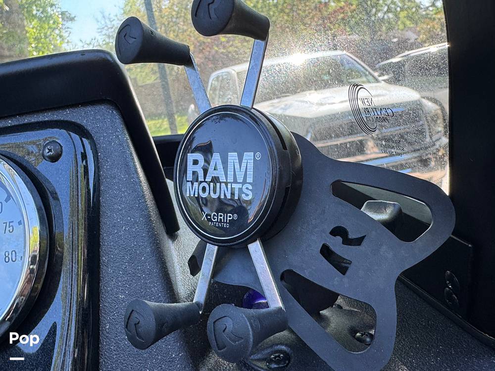 Slide: The Image of Tracker TARGA V-18 WT 2024 - 15330224