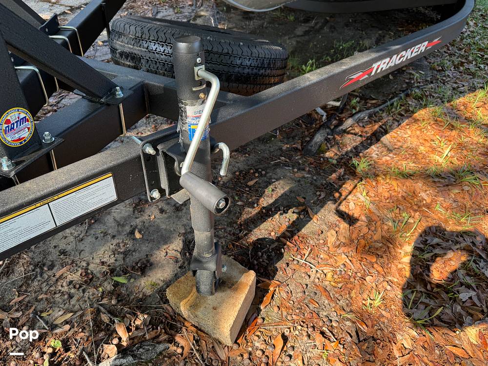 Slide: The Image of Tracker TARGA V-18 WT 2024 - 15330239