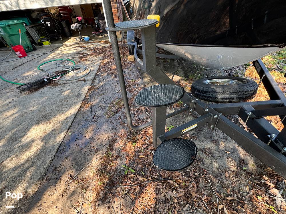 Slide: The Image of Tracker TARGA V-18 WT 2024 - 15330242