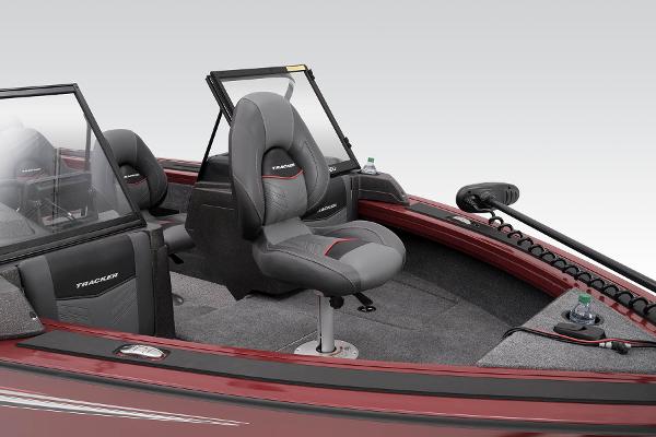 Slide: The Image of Tracker Targa V-18 WT 2024 - 21
