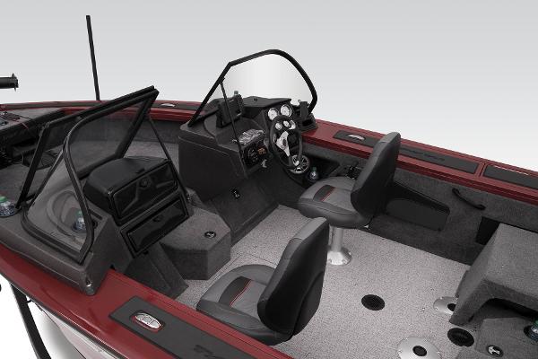 Slide: The Image of Tracker Targa V-18 WT 2024 - 26