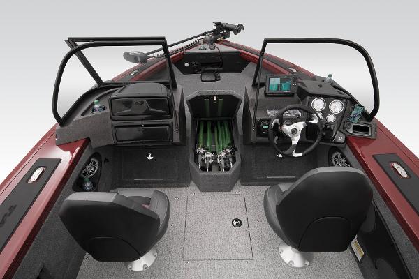 Slide: The Image of Tracker Targa V-18 WT 2024 - 27