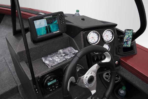 Slide: The Image of Tracker Targa V-18 WT 2024 - 35