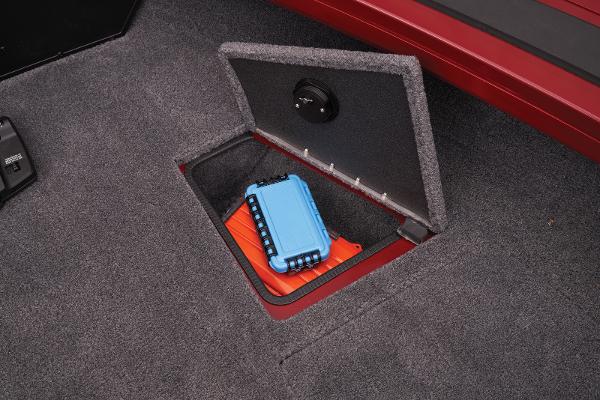 Slide: The Image of Tracker Targa V-19 Combo - 37
