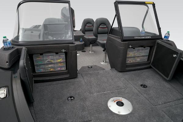 Slide: The Image of Tracker Targa V-19 WT 2024 - 19