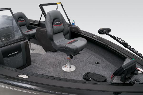 Slide: The Image of Tracker Targa V-19 WT 2024 - 20