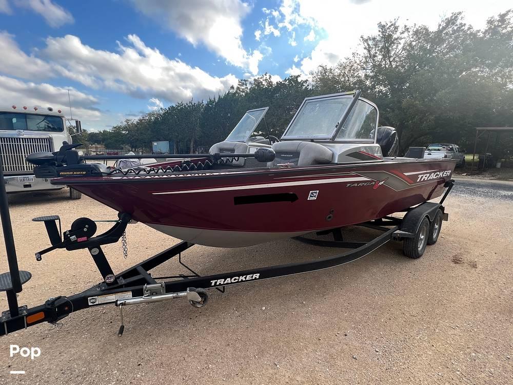 Slide: The Image of 2018 Tracker Targa V18 Combo for sale in Medina, TX - 1