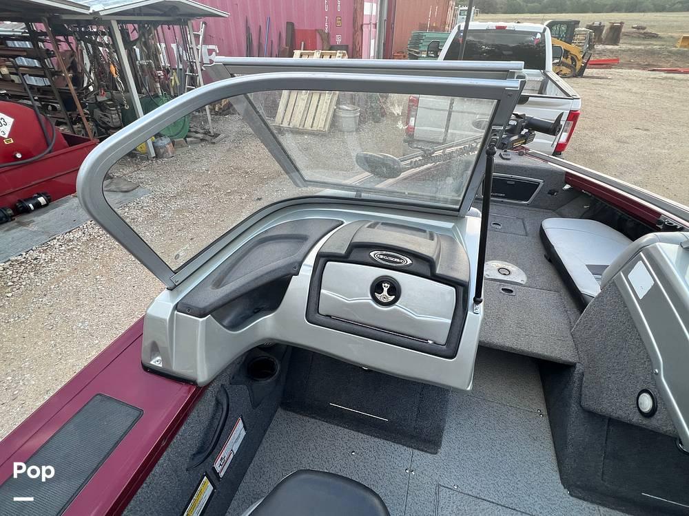 Slide: The Image of 2018 Tracker Targa V18 Combo for sale in Medina, TX - 11