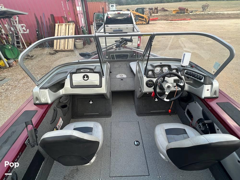 Slide: The Image of 2018 Tracker Targa V18 Combo for sale in Medina, TX - 22