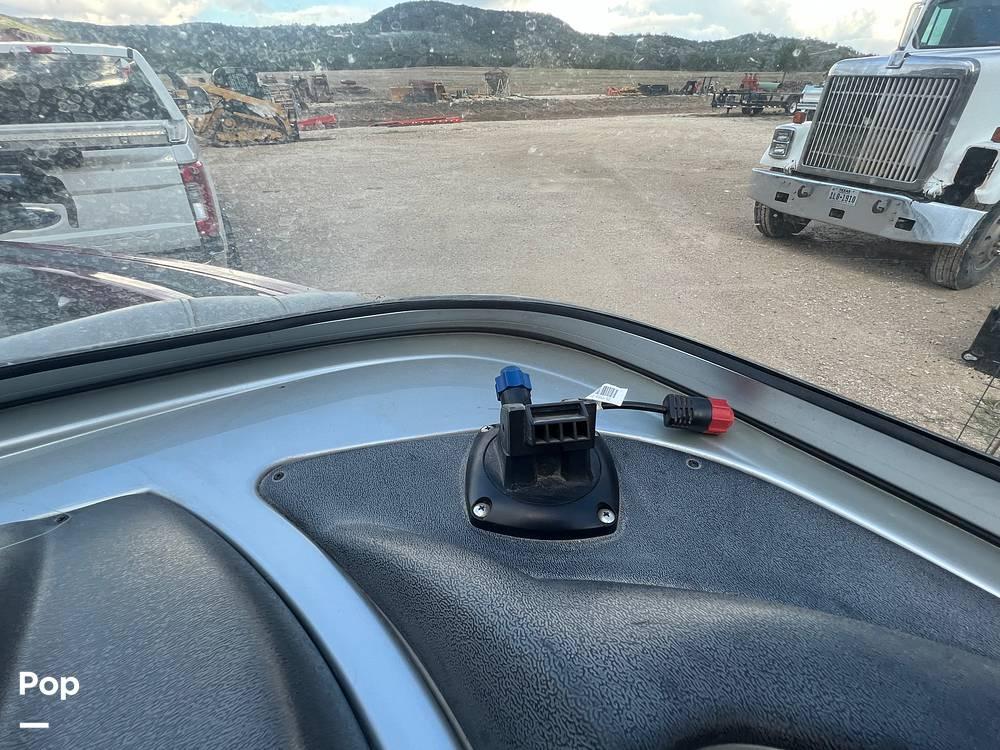 Slide: The Image of 2018 Tracker Targa V18 Combo for sale in Medina, TX - 25