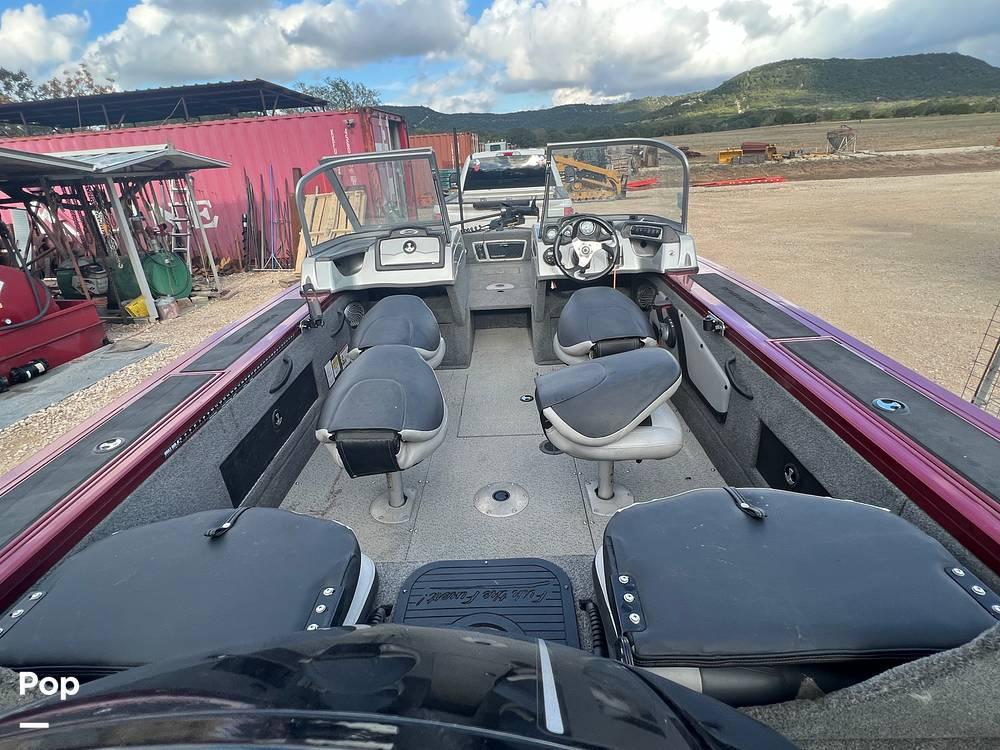 Slide: The Image of 2018 Tracker Targa V18 Combo for sale in Medina, TX - 3