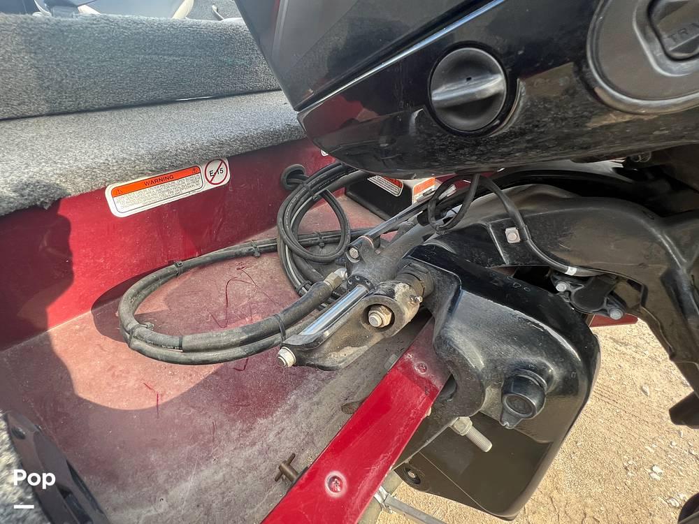 Slide: The Image of 2018 Tracker Targa V18 Combo for sale in Medina, TX - 30