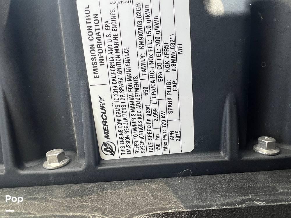 Slide: The Image of 2018 Tracker Targa V18 Combo for sale in Medina, TX - 32