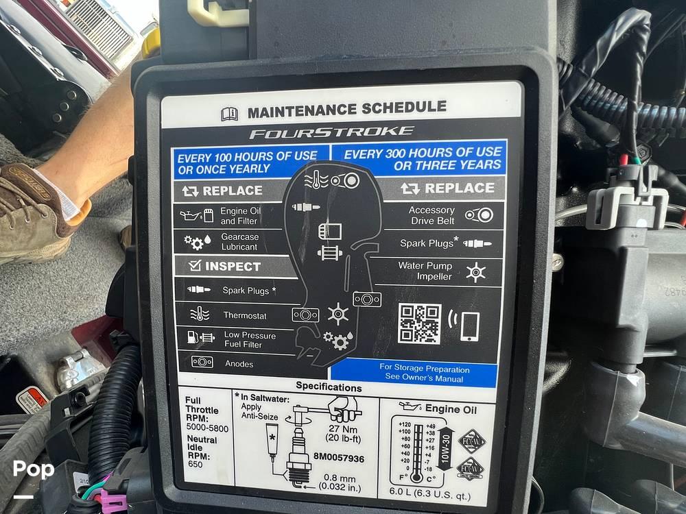 Slide: The Image of 2018 Tracker Targa V18 Combo for sale in Medina, TX - 33