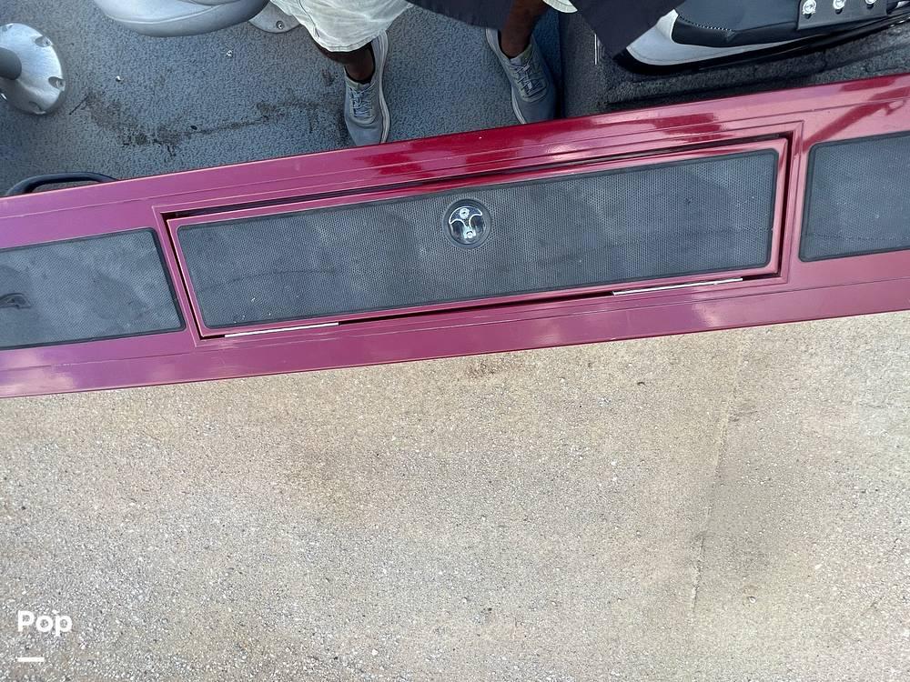 Slide: The Image of 2018 Tracker Targa V18 Combo for sale in Medina, TX - 48