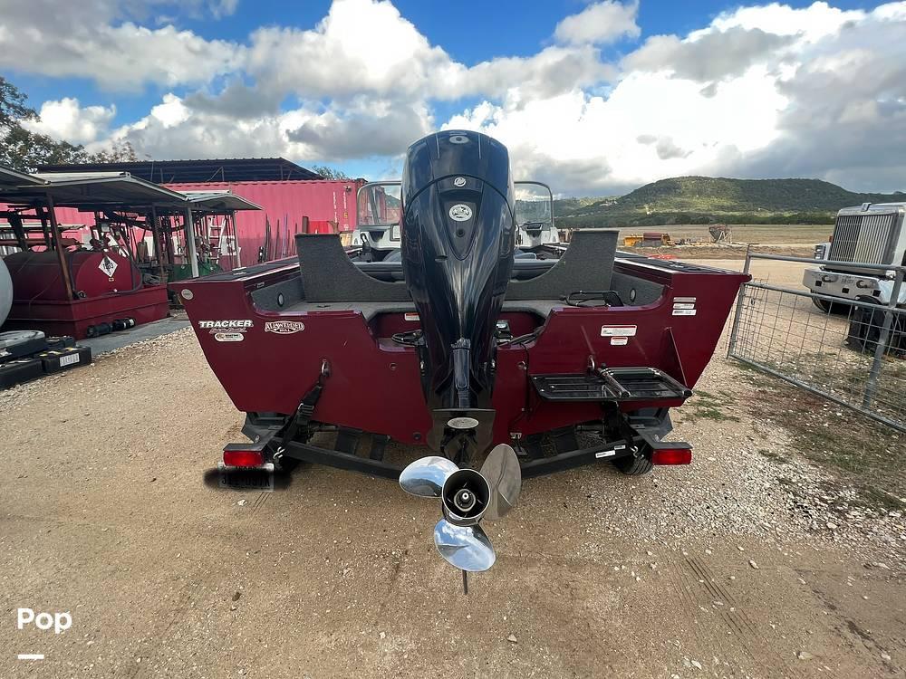 Slide: The Image of 2018 Tracker Targa V18 Combo for sale in Medina, TX - 5