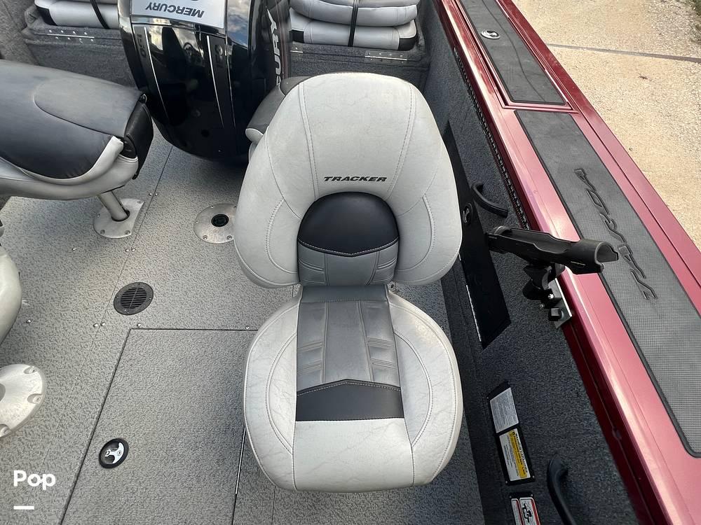Slide: The Image of 2018 Tracker Targa V18 Combo for sale in Medina, TX - 60