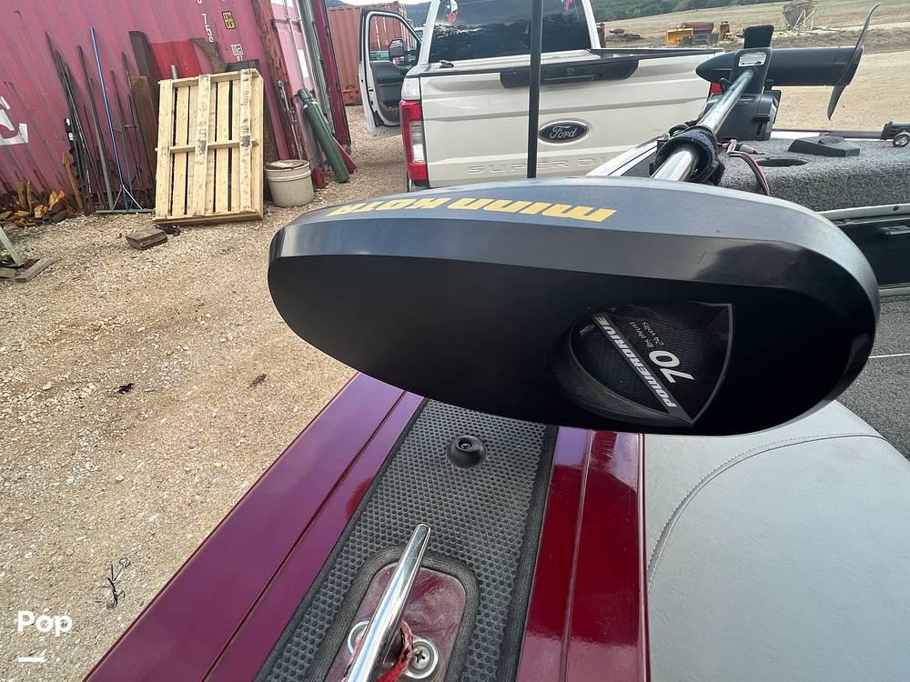 Slide: The Image of 2018 Tracker Targa V18 Combo for sale in Medina, TX - 69