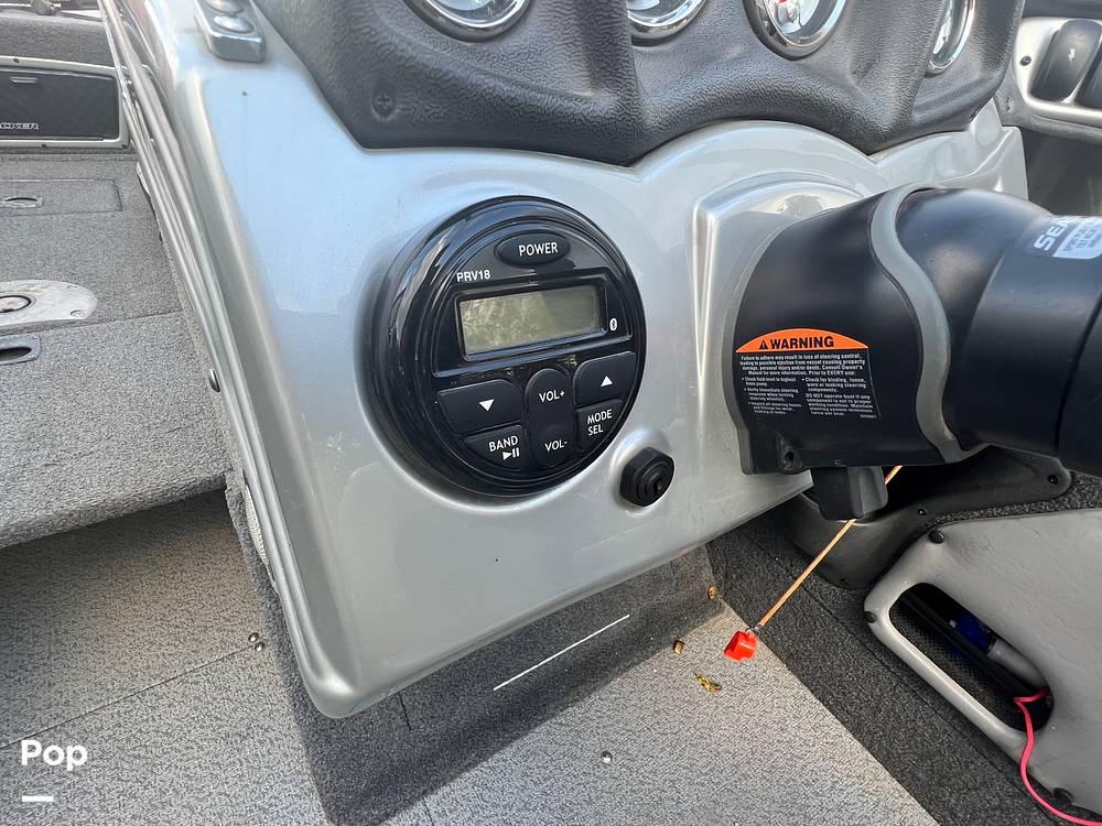 Slide: The Image of 2018 Tracker Targa V18 Combo for sale in Medina, TX - 8
