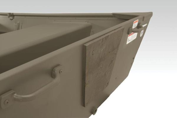 Slide: The Image of Tracker Topper 1036 Riveted Jon 2018 - 7