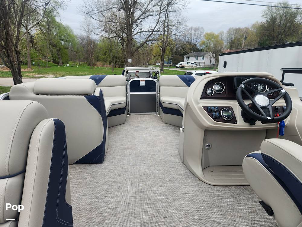 Slide: The Image of Spacious Layout - 15382840