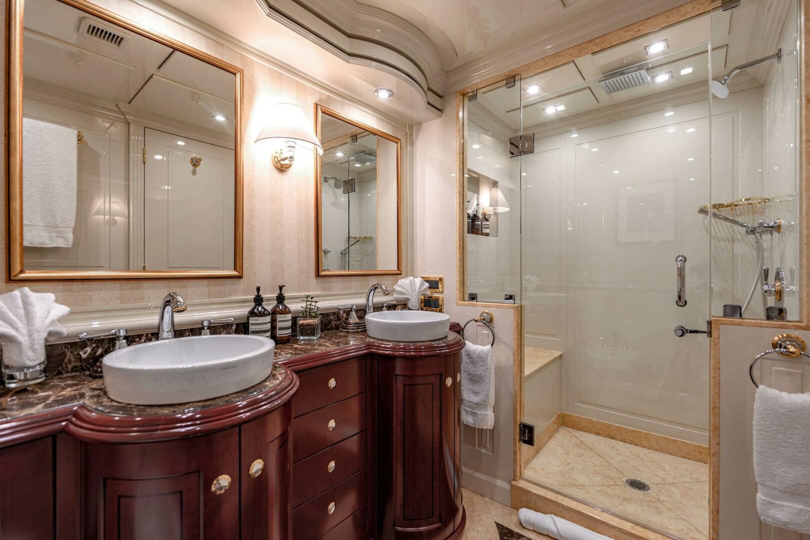 Slide: The Image of Guest 1 Bath - 27